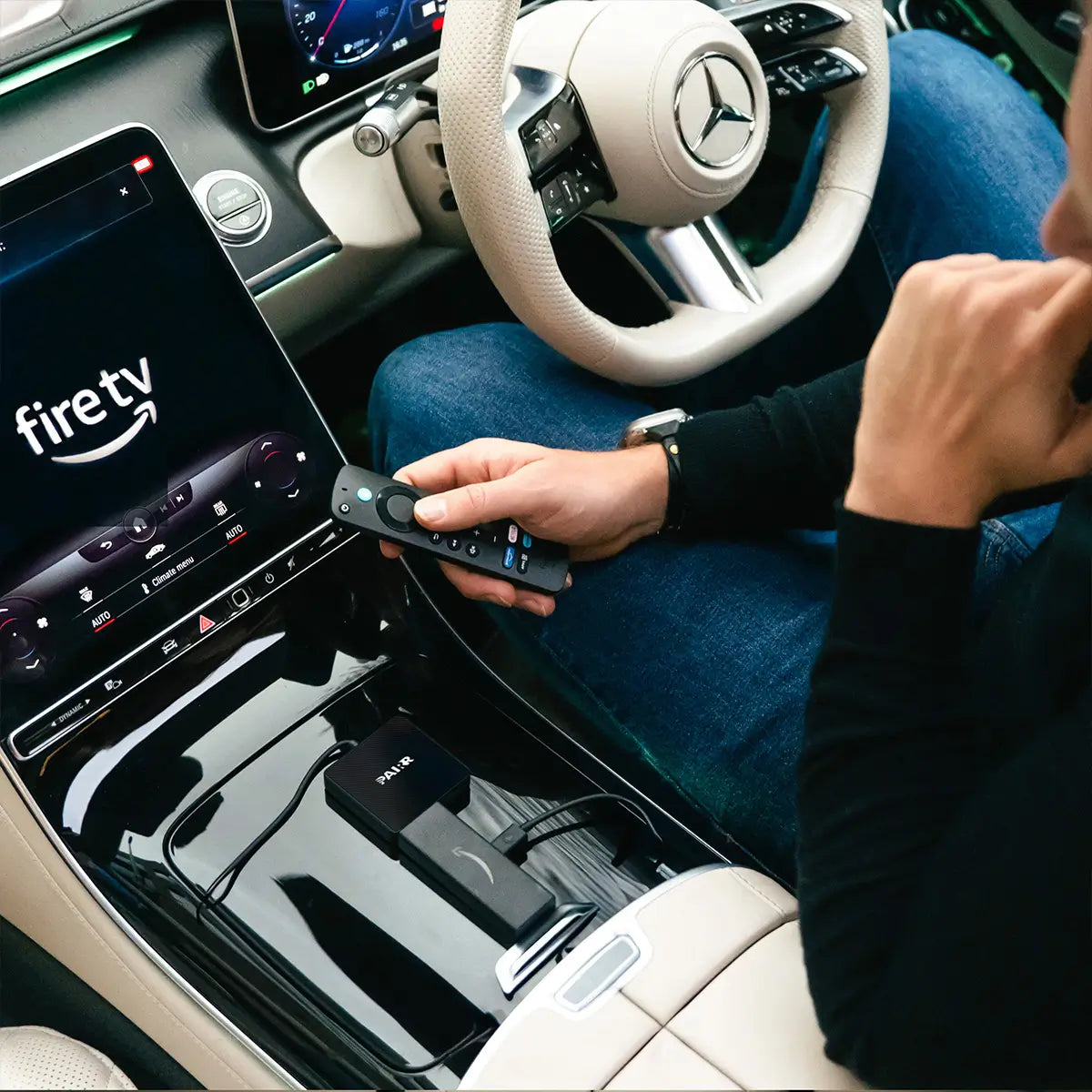 【NEW】2025 Upgraded Car TV-HDMI Multimedia Wireless CarPlay/Android Auto Adapter