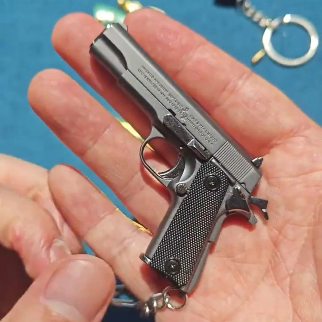 1:3 Alloy Hand Gun Model Metal Keychain