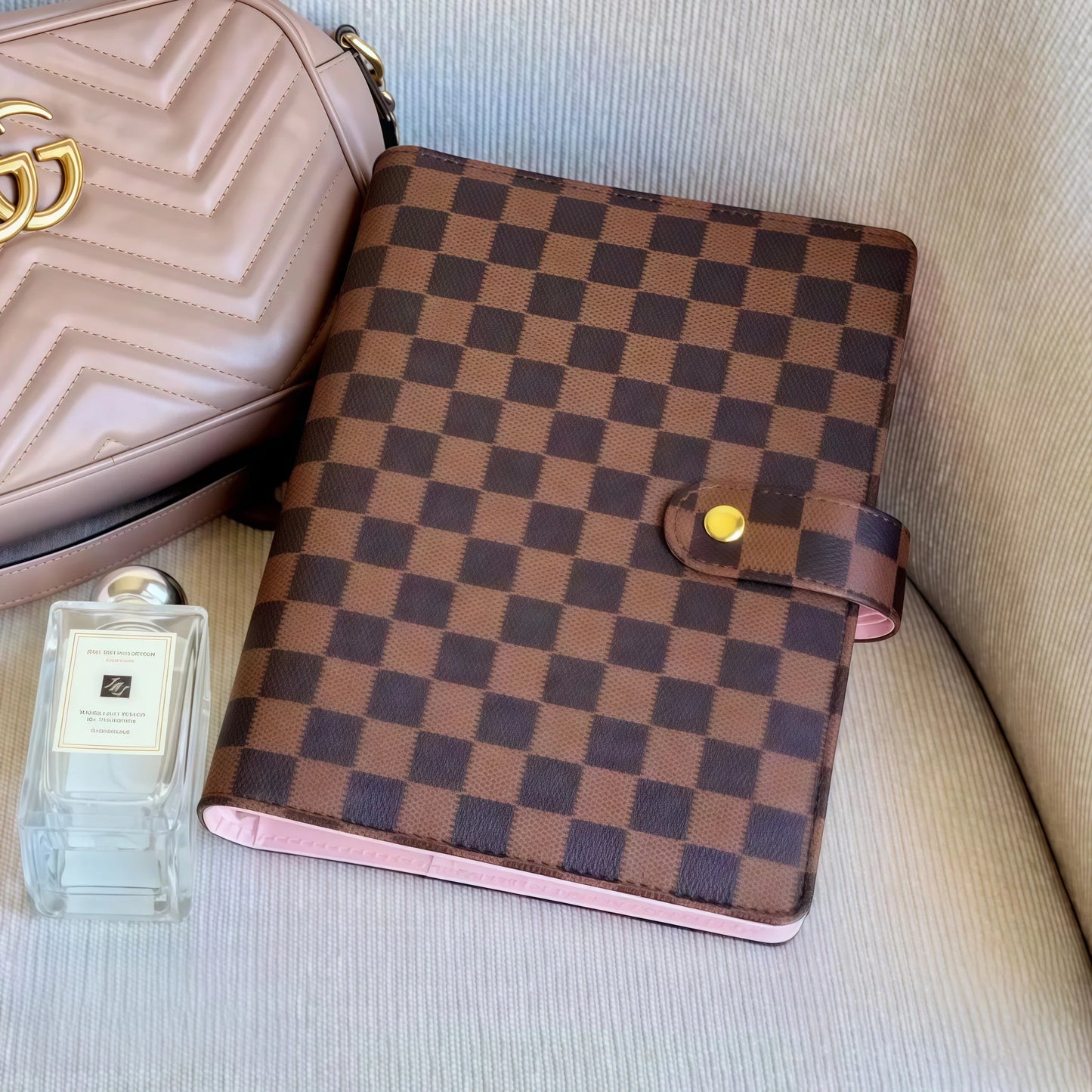 2026 All-in-One Daily Planner Hourly Schedule Weekly & Monthly Organizer🎯