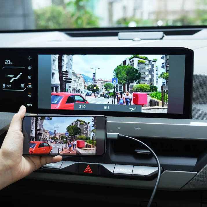 【NEW】2025 Upgraded Car TV-HDMI Multimedia Wireless CarPlay/Android Auto Adapter