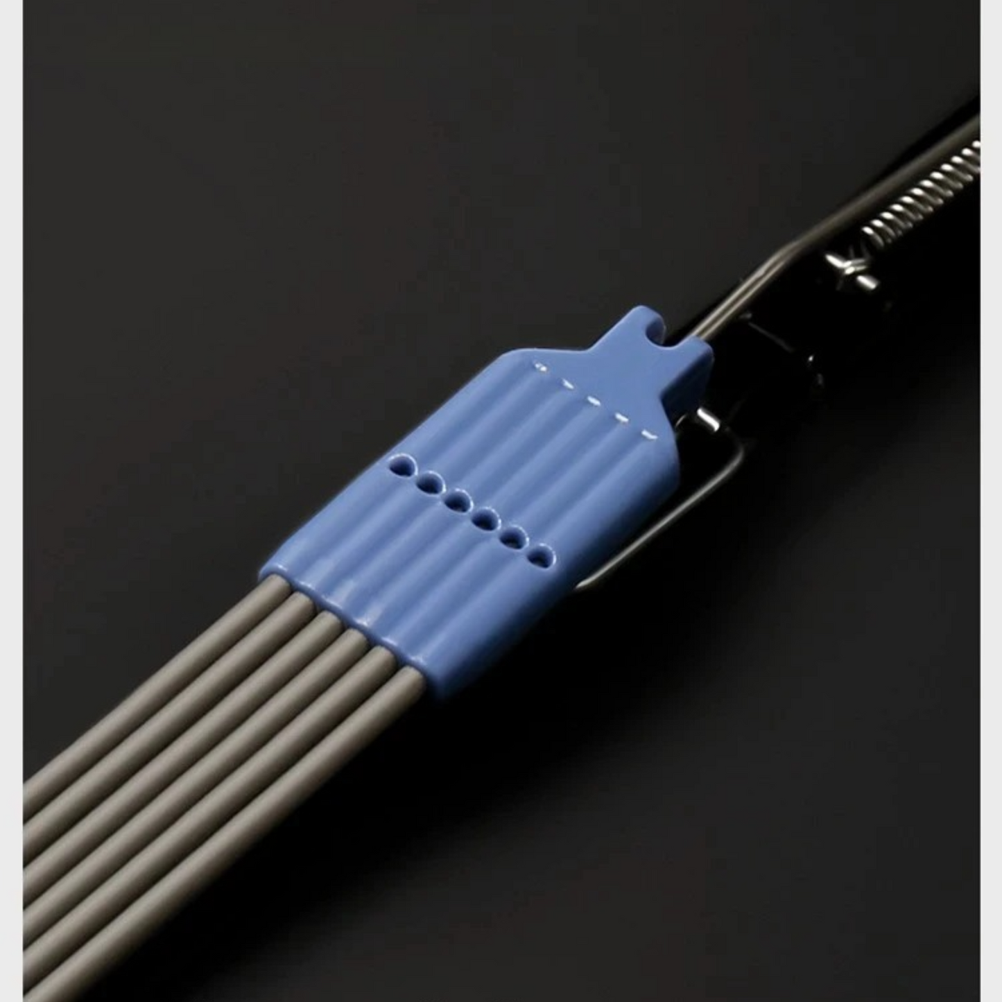 Brellux - Titán | 264 Costillas con Protección Flexible™