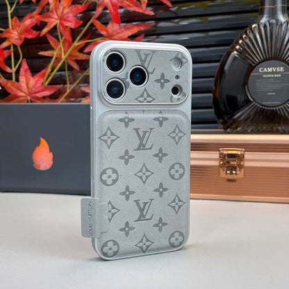 LV Klassiek Monogram iPhone Hoesje – Luxe Beschermhoes voor iPhone 17/16/15/14