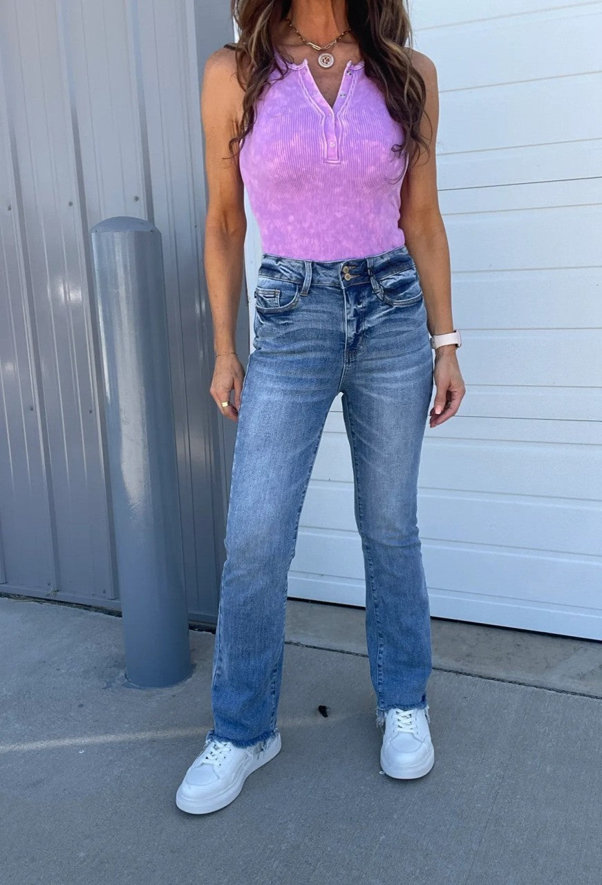 Vintage spijkerbroek met dubbele knoop en rafelige zoom, uitlopende pijpen (Koop 2, gratis verzending)