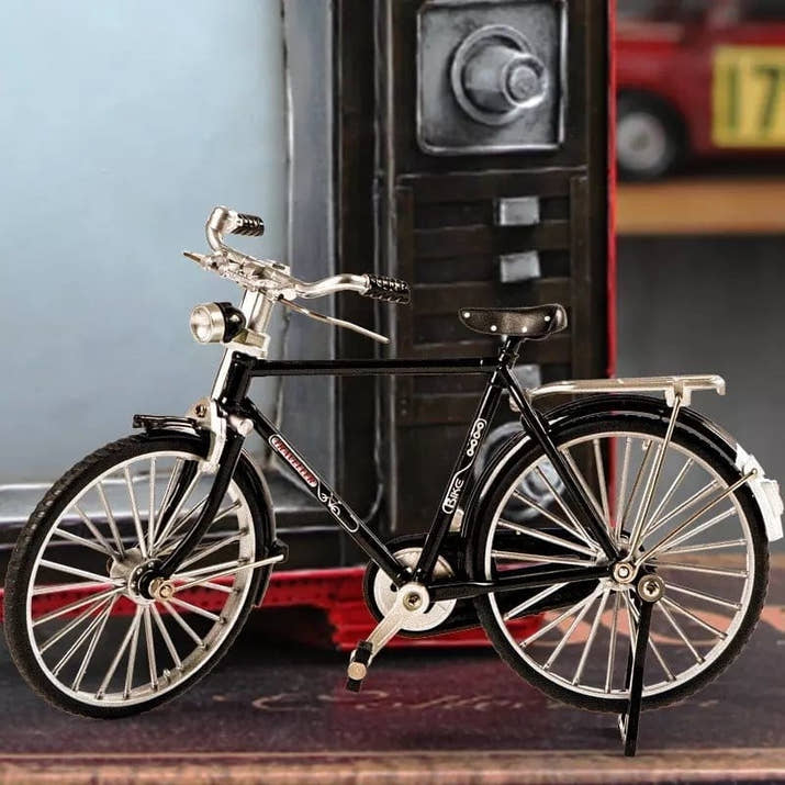 51 PCS DIY Retro Bicycle Model Ornament