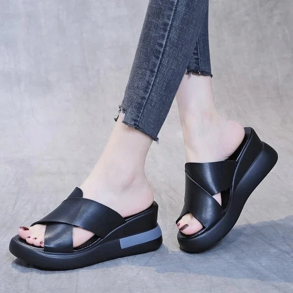 LEATHER HEEL ORTHOPEDIC SANDAL