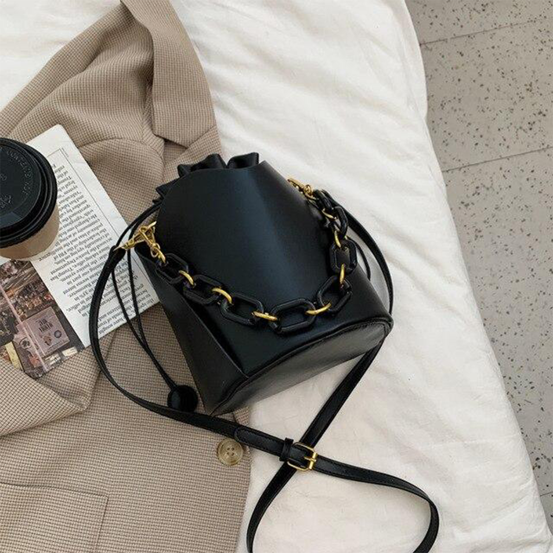 VALENICA BUCKET BAG