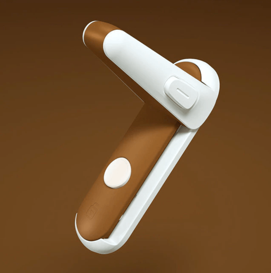 Screwless Attachable Door Lever Lock