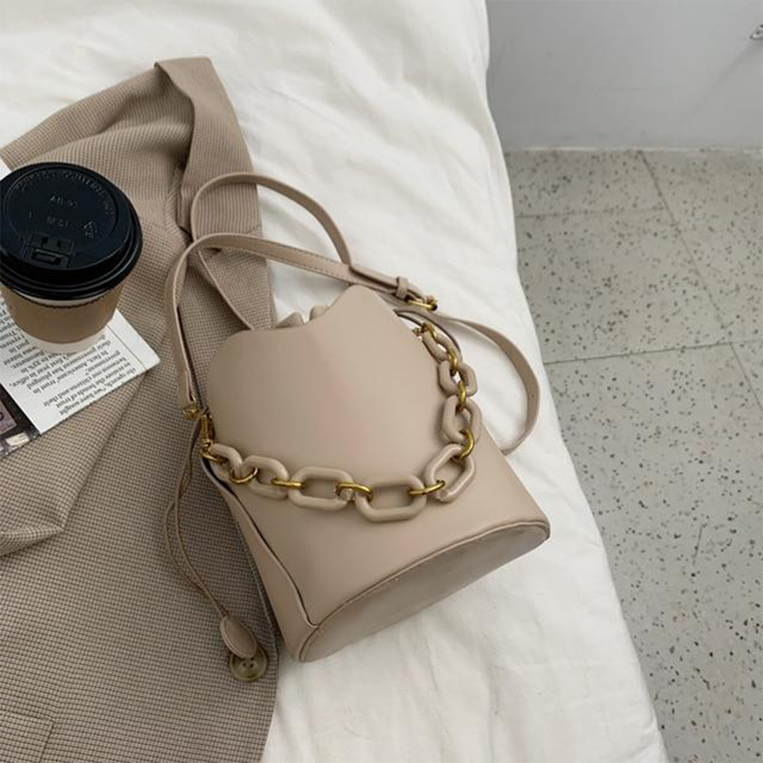 VALENICA BUCKET BAG